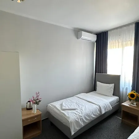 Bed and breakfast Lezzet Goscinny & Turkishrestaurant Varsovia