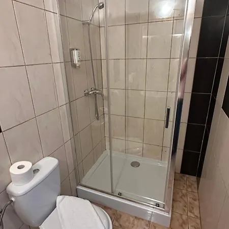 Oda ve Kahvaltı Lezzet Pg &turkishrestaurant 4*