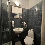 Lezzet Pg &turkishrestaurant Nocleg ze śniadaniem 4*
