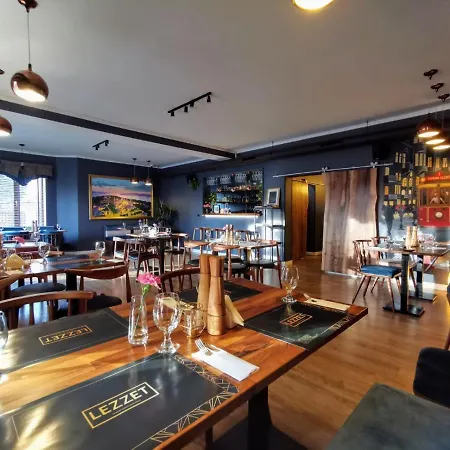 Lezzet Pg &turkishrestaurant فندق مبيت وإفطار