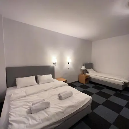 فندق مبيت وإفطار Lezzet Pg &turkishrestaurant وارسو