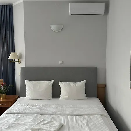 Lezzet Pg &turkishrestaurant وارسو