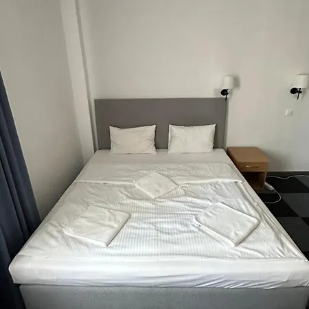 Lezzet Pg &turkishrestaurant فندق مبيت وإفطار