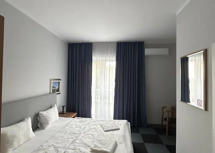 Lezzet Pg &turkishrestaurant 4*