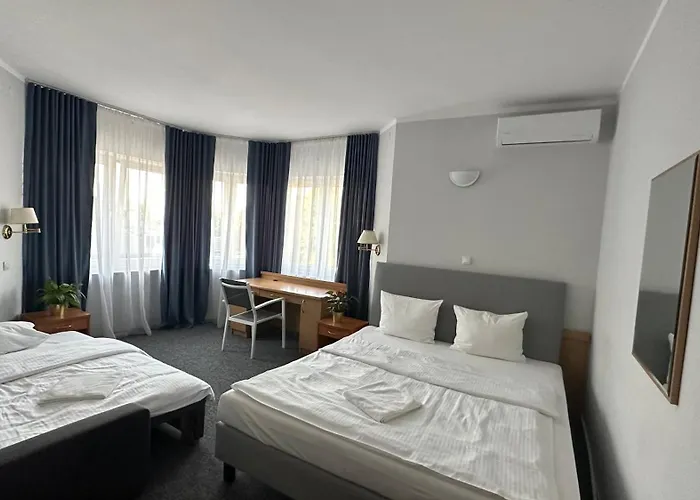 Lezzet Pg &turkishrestaurant Nocleg ze śniadaniem 4*