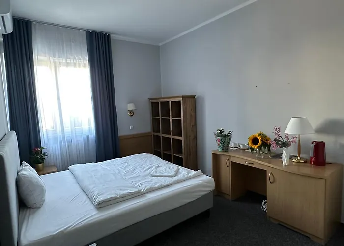 Lezzet Pg &turkishrestaurant 4*