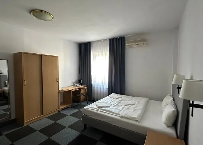 Nocleg ze śniadaniem Lezzet Pg &turkishrestaurant Warszawa