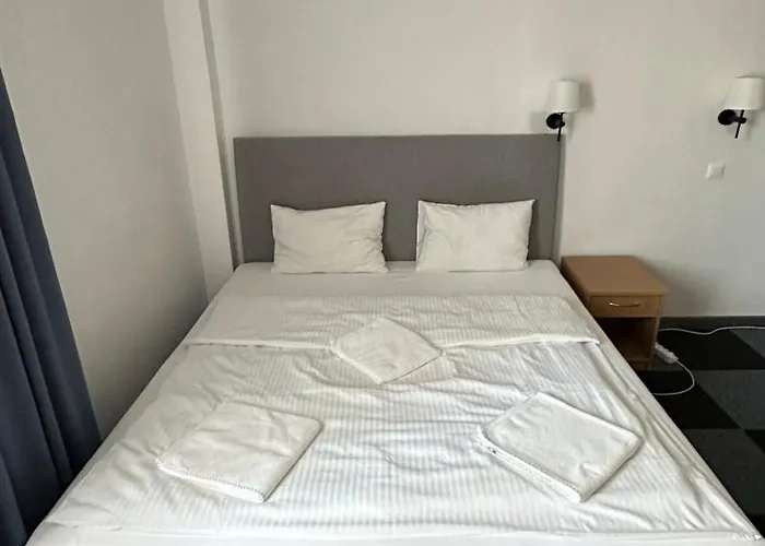 Lezzet Pg &turkishrestaurant Bed & Breakfast