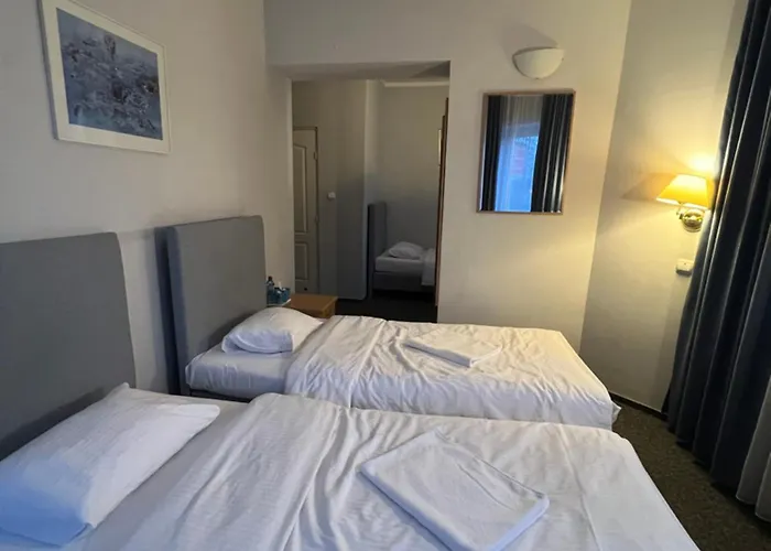 Lezzet Pg &turkishrestaurant Bed & Breakfast