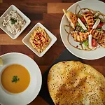 Lezzet Pg &turkishrestaurant 4*