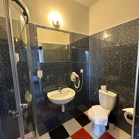 Bed & Breakfast Lezzet Pg &turkishrestaurant Varšava