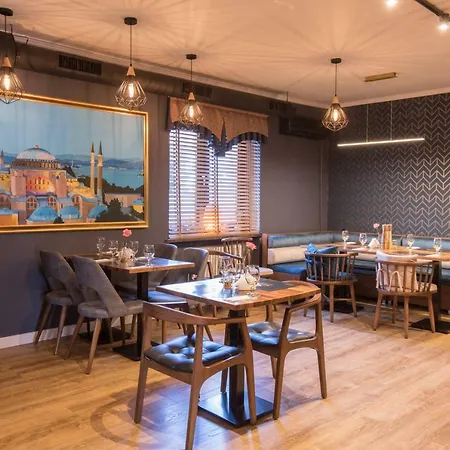 Lezzet Pg &turkishrestaurant 4* Varšava